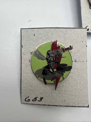 WWII USAAF SQUADRON Pin Lot - Picture 3 of 7