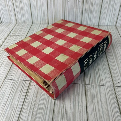 Vintage Better Homes and Gardens New Cookbook 1953 First Edition 8th Printing - Picture 12 of 14