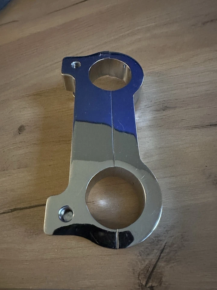 Harley Davidson Dyna Accutronix Gauge Mount Cromo #GM101-C Foto 4 de 4