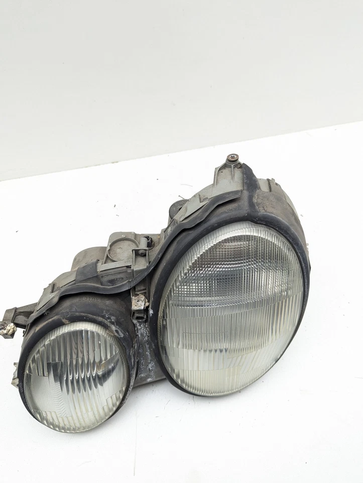 Faro halógeno derecho del conductor Mercedes Benz CLK320 CLK430 1998-2002 Foto 4 de 4