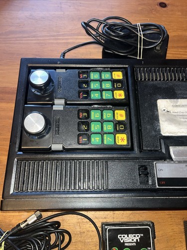 Colecovision Konsole mit Controllern und Spielen getestet - Bild 7 von 12