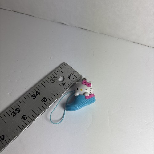 Hello Kitty Croc Phone Charm Pink And Blue - 第 10/10 張圖片