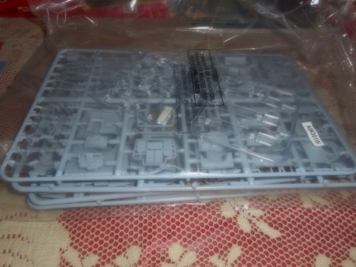 AIRFIX 06301, 1/48 WMIK LAND ROVER SNATCH LAND ROVER PLASTIK MODELLBAUSATZ MIT EXTRAS - Bild 7 von 12