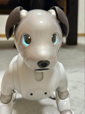 Sony AIBO ERS-1000 Entertainment Robot Dog - Ivory White for