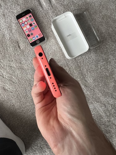 Apple iPhone 5c - 16GB - Pink - No touch screen - Picture 9 of 9