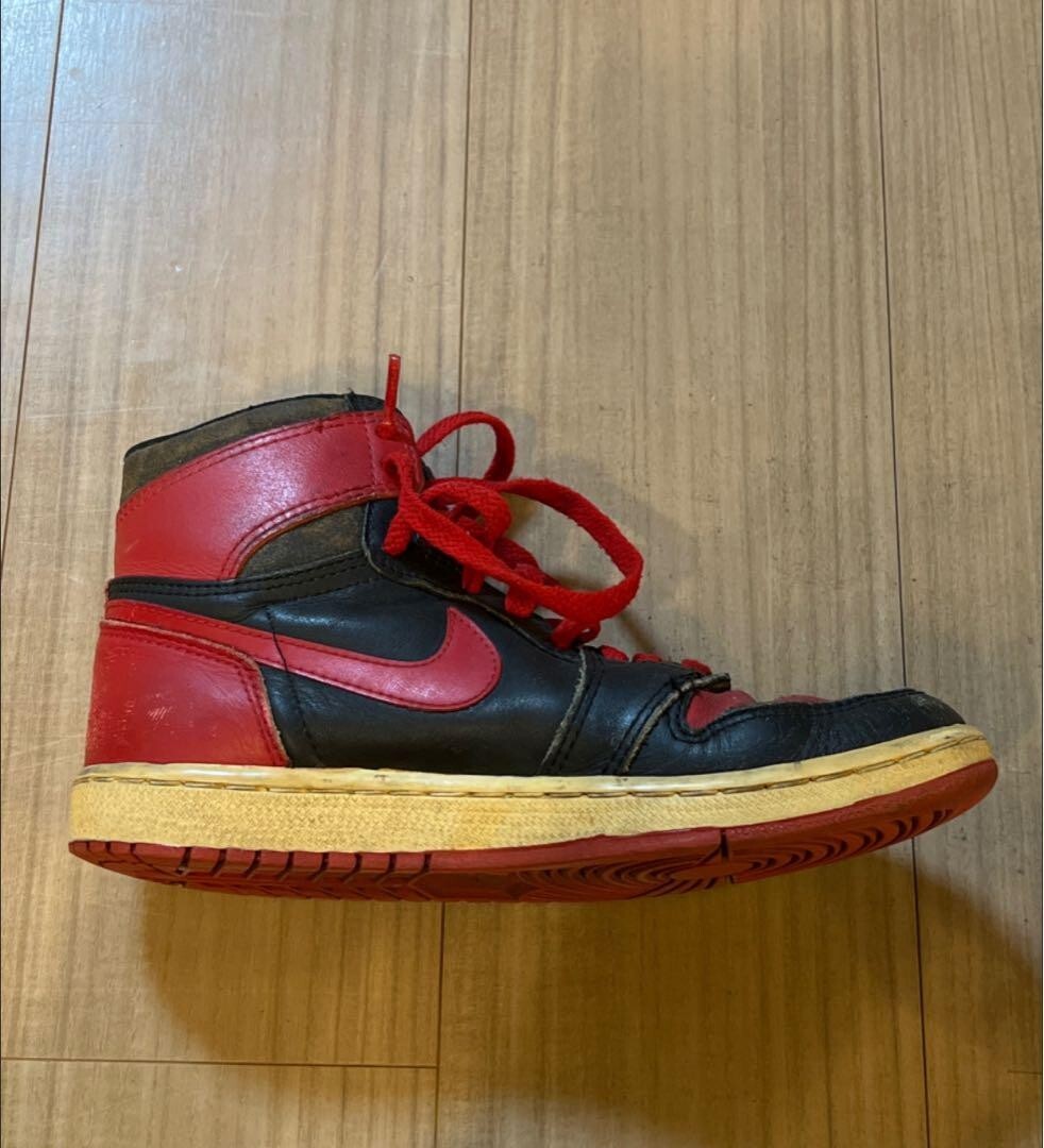 Nike Air Jordan 1 Bred US6.5 Made in Korea 1985 Original Nike Air Jordan 1 Bred US6.5 Made in Korea 1985 Original
