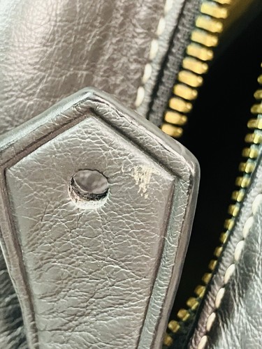 Borsa a tracolla J CREW Signet grigio scuro pelle ciottolata per fotocamera - Foto 10 di 17