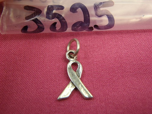 AIDS HIV AWARENESS RIBBON 925 Solid Sterling Silver 1 CHARITY RIBBON 15MM X 10MM - Picture 5 of 6