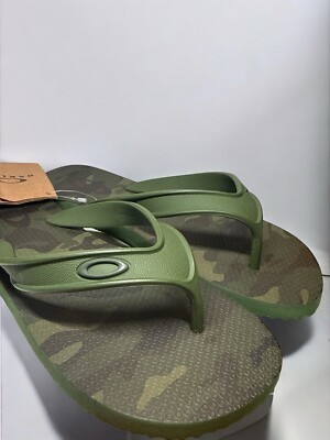 NWT Men’s Oakley Flip Flops NWT Men main image 4