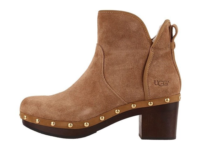 chestnut booties