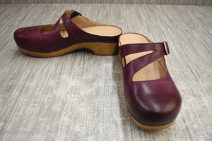 dansko britney clogs