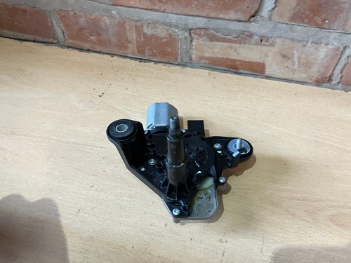 Peugeot 3008 Rear Tailgate Window Wiper Motor 9811259980 0390205112 - Picture 2 of 7