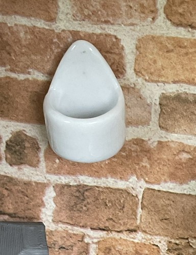 1:12th Dolls House Miniature White Wall Planter NEW Garden Hanging Basket Plant - Picture 4 of 4