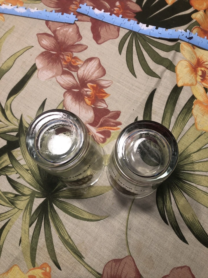 芝加哥公牛队 5 次 NBA 冠军 MGD 套装 2 品脱眼镜-6 英寸高 16 盎司 — 第 4/4 张图片