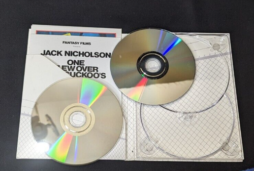 One Flew Over the Cuckoo's Nest Ultimate Collector's Edition DVD W/PLAYING CARDS - Picture 4 of 13