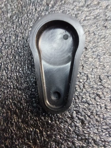 82-4445 Triumph Tiger Cub Telaio Blocco Sterzo Coperchio' - Foto 2 di 2
