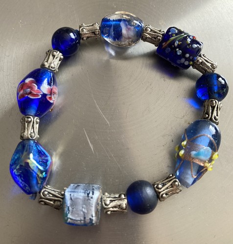 Lampwork Blau Glas Stretch Armband & Tibetisches Silber Perlen