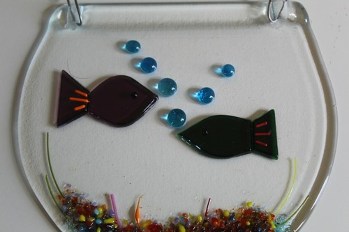 fish in a bowl made in fused glass for hanging yellow, red or your choice MTO - Picture 10 of 22