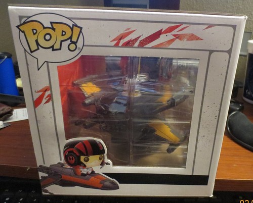 Funko Pop! Star Wars POE DAMERON WITH X-WING #227 Smugglers Bountry Exl - Picture 2 of 6