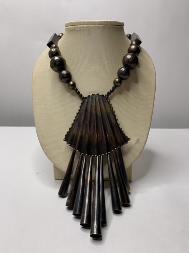 Vintage Statement Metal Necklace - Picture 5 of 11