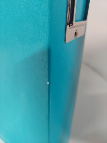 We R Memory Keepers 15" X 13" Faux Turquoise Leather Photo Album 3 Ring Binder - Picture 5 of 16