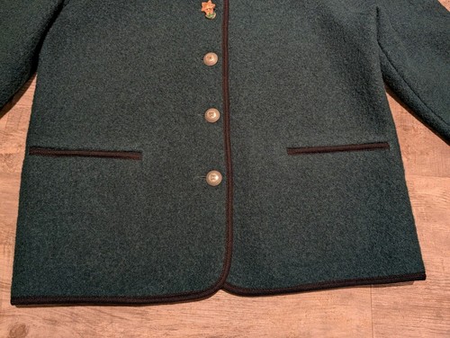St. Peter Trachten 100 % Wolle Jacke grün Blumen Knöpfe Größe 40 Damen gebraucht, in einwandfreiem Zustand - Bild 2 von 13
