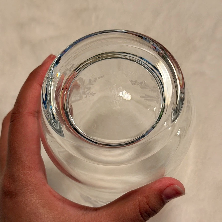 Jarrón Lauren Ralph Lauren Let It Snow Hurricane Snow Flake 6" Hecho en Polonia Usado en Excelente Condición Foto 3 de 4