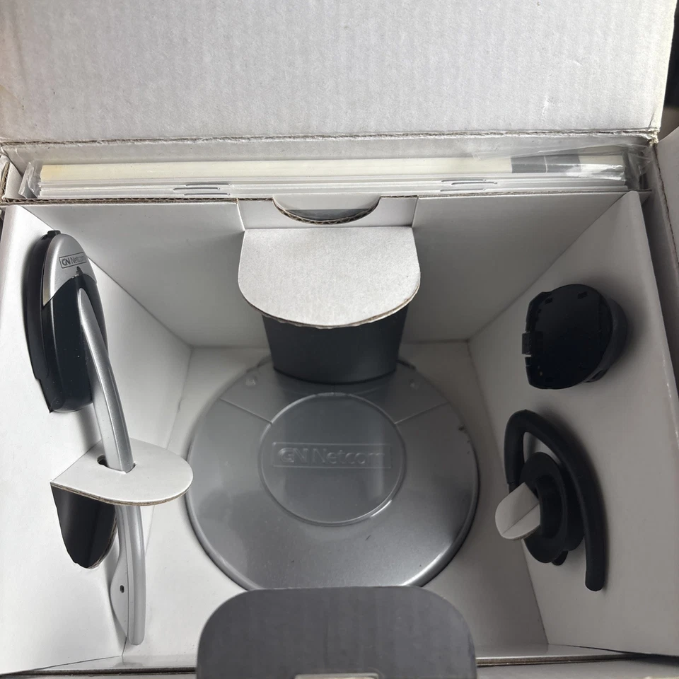 GN 9350 Headset & Charging Station GN-Netcom 2.4GHz Wireless Midi Boom Mic - Image 2 of 4