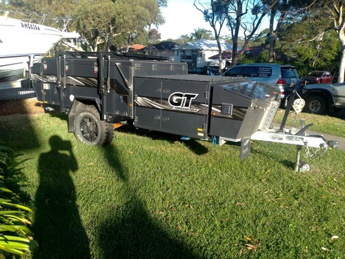 2021 MDC Forward Fold Camper trailers used - Picture 2 of 9