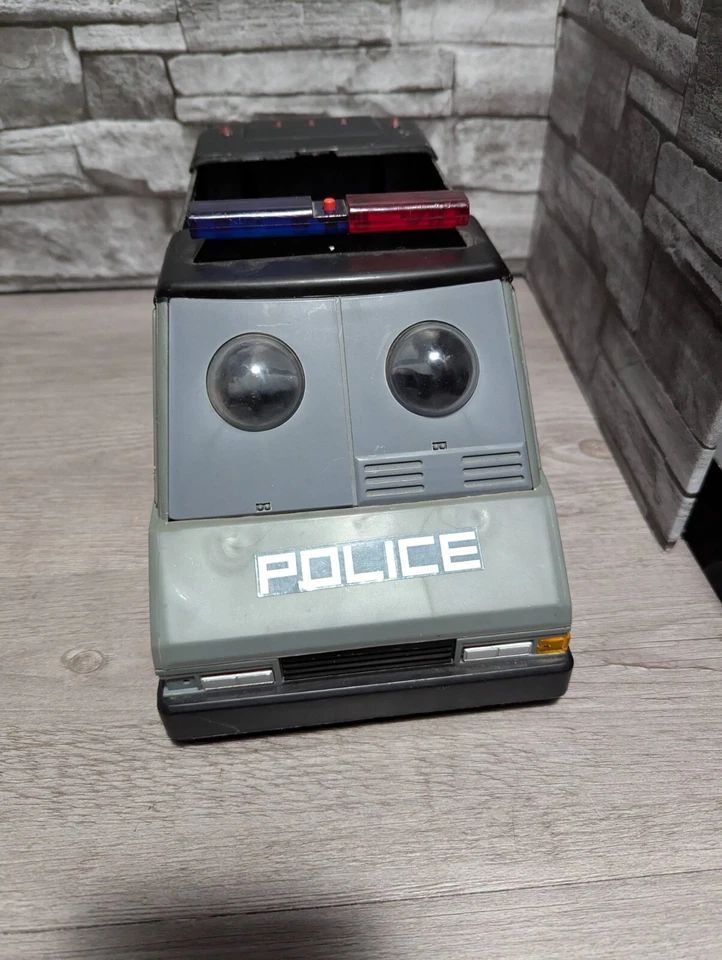 De colección Robocop Delta Swat Equipo Policía Furgoneta Vehículo Blindado Figura Juego Camión Foto 2 de 4