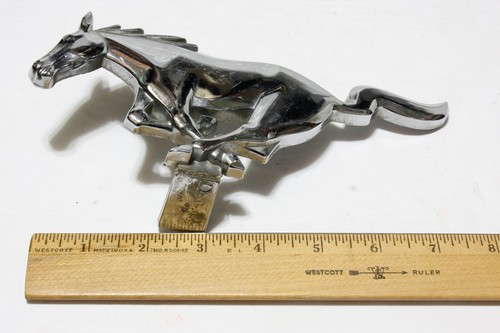 Ford Mustang Car Emblem 1960s Front Grill Chrome Horse C4ZB-8A224-A Vintage - Picture 5 of 5