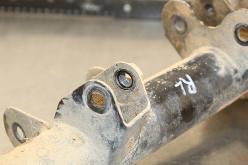 2001 Suzuki Quadrunner 500 LTF500F 4x4 LEFT REAR BACK AXLE CARRIER TUBE A381 - Picture 3 of 6