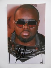 Maitre Gims Autogramm signed 12,5x20 cm Bild