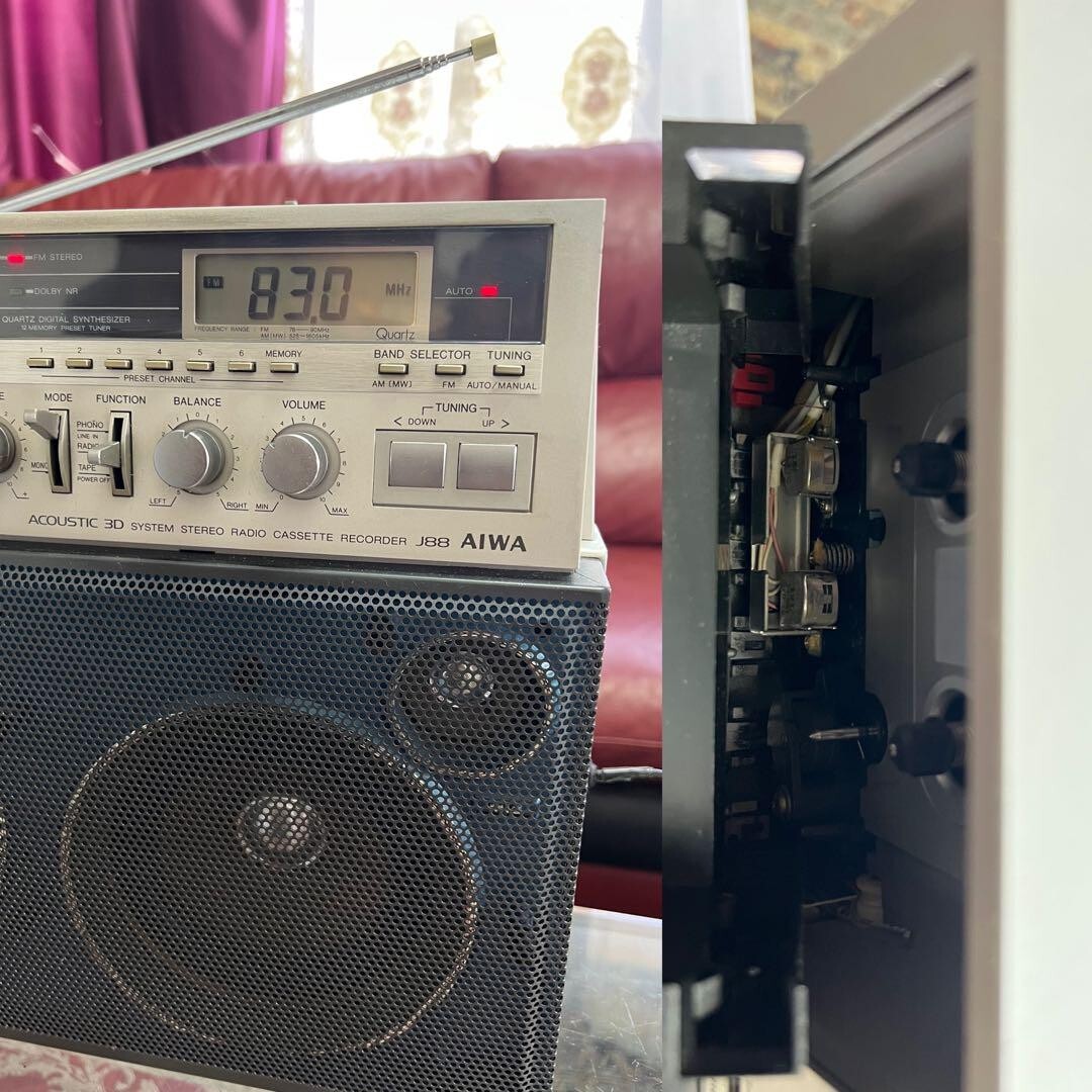 昭和レトロ　ラジオ　AIWA J88 AIWA CS-J88 Turbo Sonic 88 2BAND Radio Cassette Player