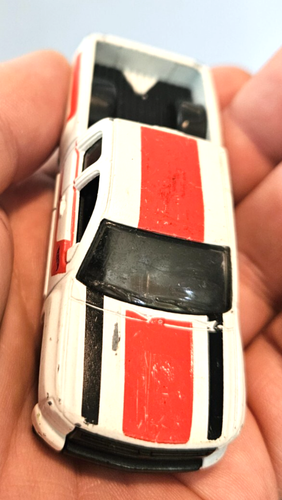 Hot Wheels CHEVY SILVERADO lose Diecast wirklich um die Stadt gekommen - Bild 5 von 5