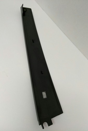 SATURN VUE 02 - 07 Molding Door Pillar Trim Black Rear Right Side Fits - Picture 2 of 4