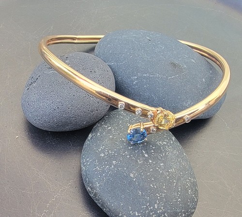 14K Yellow Gold, Blue and Yellow Sapphire And Diamond Custom Bangle Bracelet - Picture 6 of 19