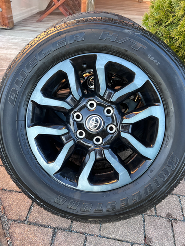 Original Toyota Hilux Invincible Leichtmetallräder (1 Satz = 5 Stück) - Bild 4 von 7