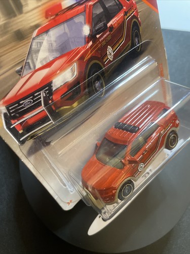 * 2019 Matchbox #42 '16 Ford Interceptor Utility MBX Rescue Fire Chief T 1 - Picture 9 of 13
