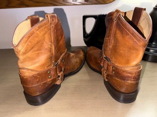 FRYE Wyatt Arnés Botas Cortas Botines Cuero Coñac 6.5 B Usado en Excelente Condición - Imagen 5 de 8