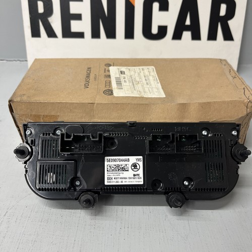 Skoda Octavia Mk3 5E 2013-17 Heater Control Panel. Genuine OE: 5E0907044 - Picture 5 of 12