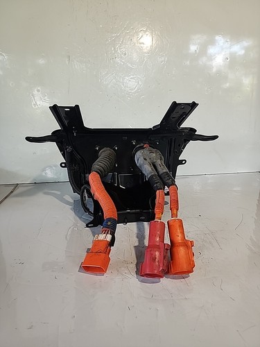 11 12 13 14 15 16 17 NISSAN LEAF CENTER CHARGING PORT COVER DOOR  ASSEMBLY  B228 - Picture 16 of 16