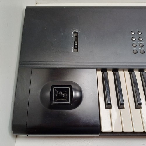 KORG M1 Music WorkStation Digital Synthesizer GETESTET Sequenzer 61 Tasten 16 Stimmen - Bild 2 von 24