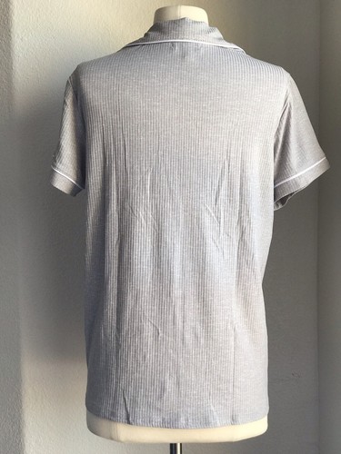 New Rachel Zoe 2 Piece Soft Pajama Set Short Sleeve Pants w/Pockets size Medium - Picture 6 of 23