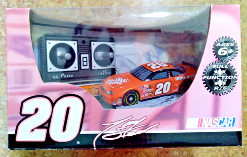Tony Stewart - #20 - Radio Control Car - Front Runners - 1:43 scale - 2007 -New+ - Picture 2 of 7