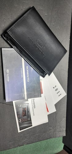 2010 KIA Sorrento Owners Manual set in oem wallet (NJL021985) - Picture 3 of 4