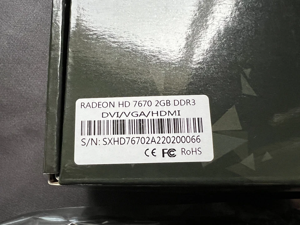 SAPLOS Radeon HD 7670 scheda grafica computer, 2 GB, 128 bit, GDDR3, GPU, VGA HDMI - Immagine 4 di 4