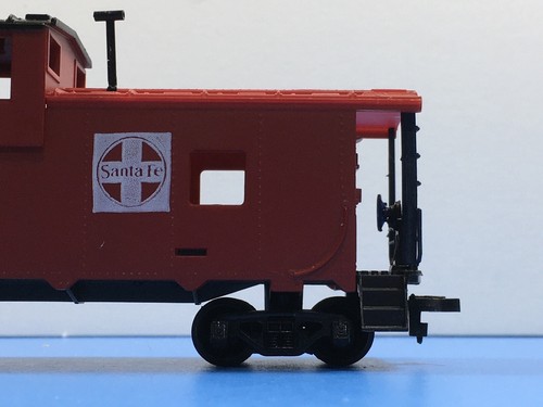 HO Scale “ATSF Santa Fe” 7240 Wide Vision Freight Train Caboose Car #2 - Picture 4 of 12