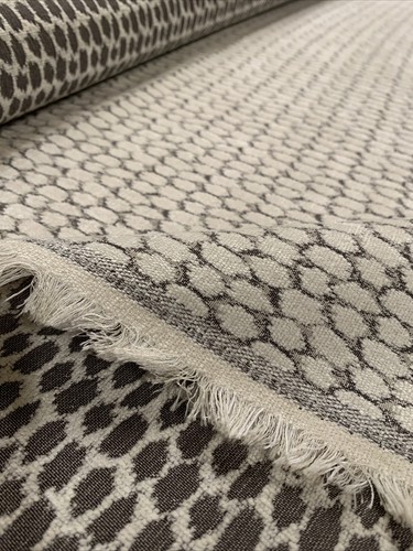 3.3 YDS Designtex Lioret Snowfall Chenille Modern 3490-801 Upholstery Fabric - Picture 3 of 5