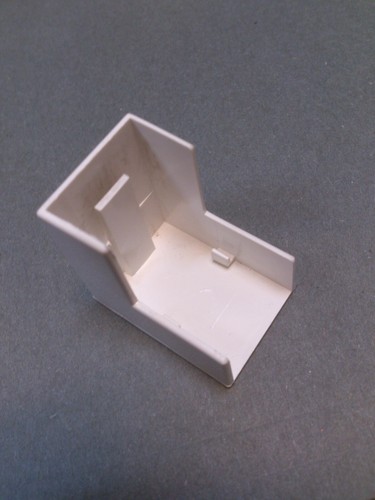 16mm x 25mm PVC Cable Trunking Accessories Angles and Couplers - Bild 4 von 17